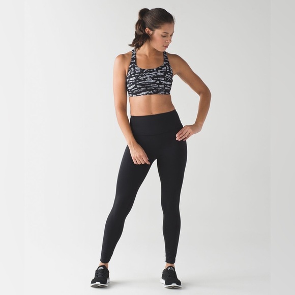 Lululemon energy bra size 6 - Picture 2 of 7